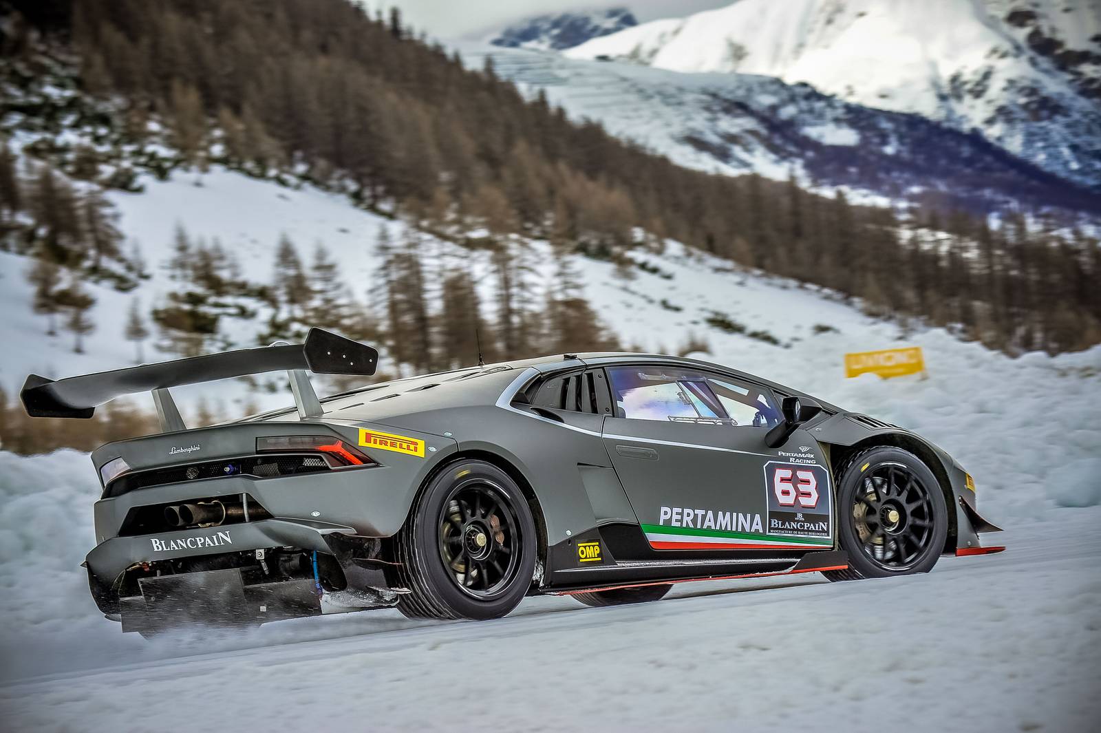 Основные моменты 2016 Lamborghini Winter Accademia